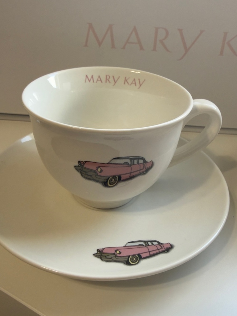 Mary Kay Branded Set of 4 Cups and Saucers with Pink Cadillac - Set #1 - Picture 7 of 10